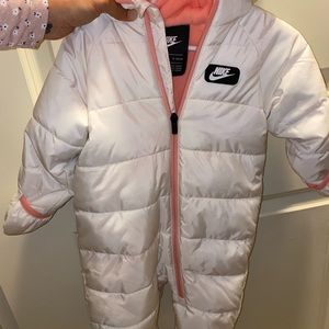 Nike Toddler puffer snow suit